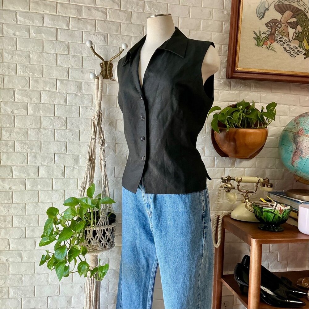 Vintage 1990s Minimalist Kasper Linen Blend Classic Grey Collared Tie Back Vest